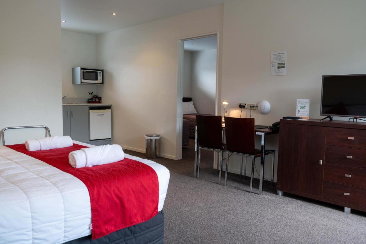The Park Motel Hawera Kültér fotó